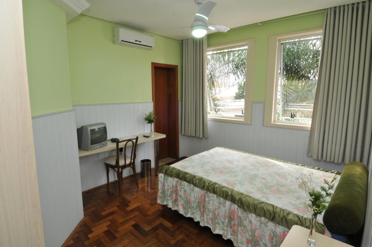 Ivo De Conto Hotel Porto Alegre